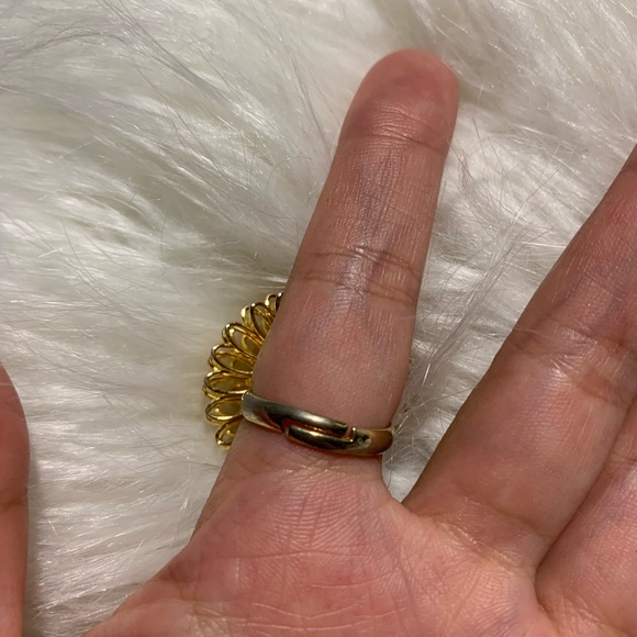 Metallic ring - Picture 3 of 3